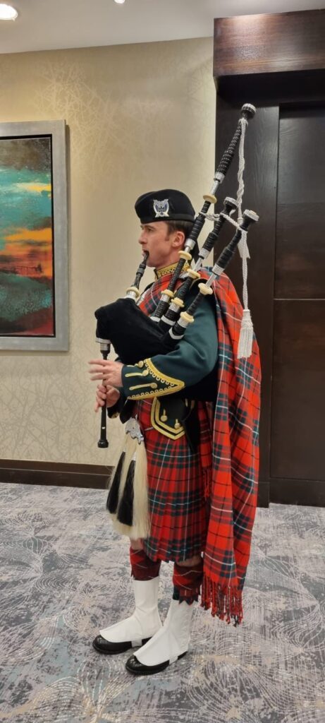 Mike Bagpiper for Hire - Full No1s - Forth Pipers